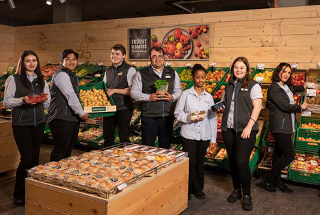 Berufsausbildung: Coop-Azubis leiten für ein Jahr einen eigenen Supermarkt